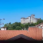 Iris Maggiore Apartment Angera