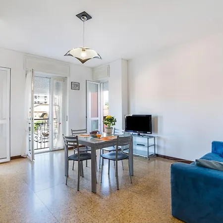 Iris Maggiore Apartment