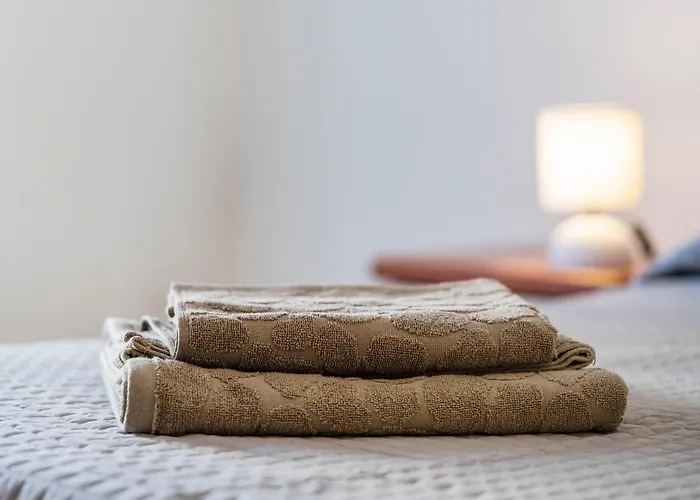 Iris Maggiore Apartment