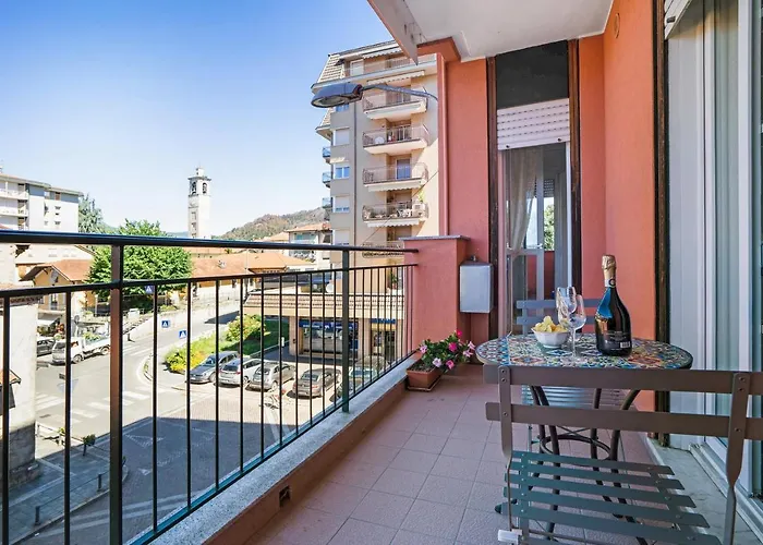 Iris Maggiore Angera